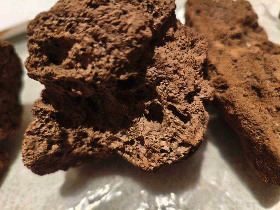 Ława wulkaniczna Red laba stone do akwarium 0,427kg