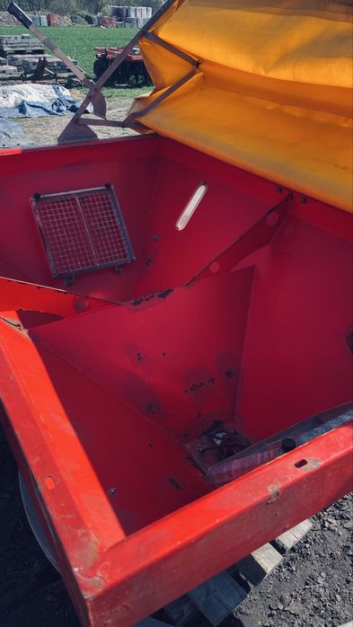 Rozsiewacz woprol junior 600