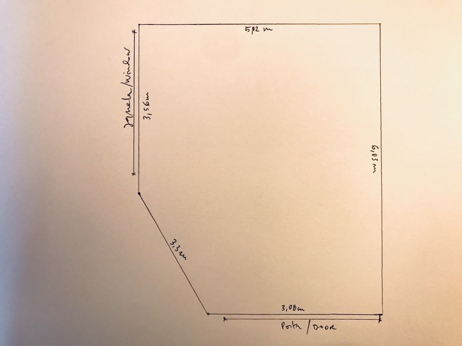 Box de 28m2 em Garagem no Centro da Ericeira