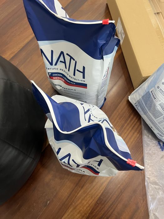 3 sacos de ração NATH para cão médio