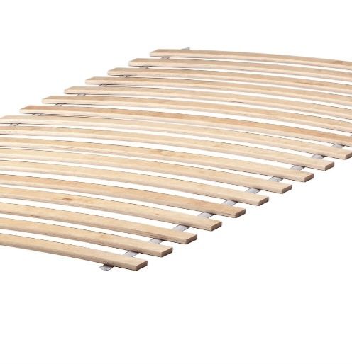 Estrados de ripas Ikeia