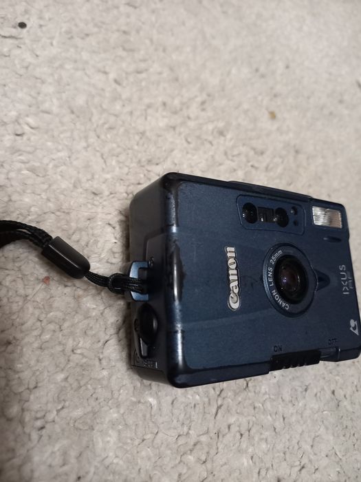 Máquina fotográfica canon IXUS