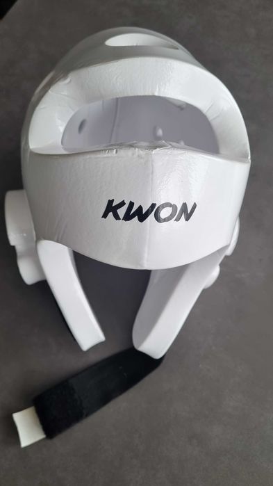 Karate Kask ochronny KWON od 13 lat wzwyż