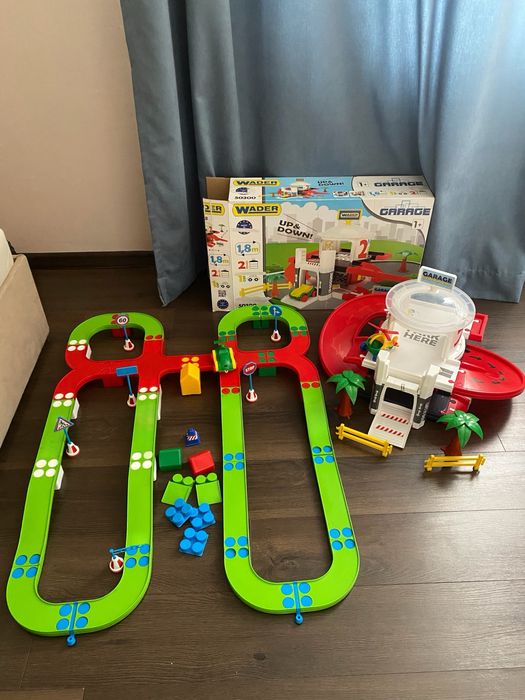 Автотрек,парковка