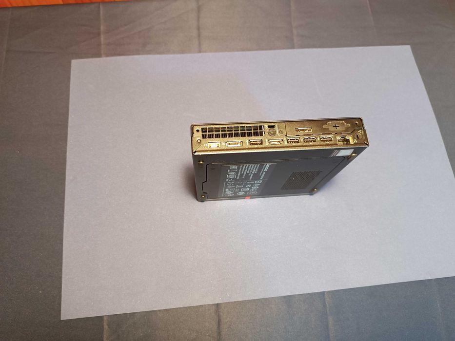 Lenovo ThinkCentre M75Q-1