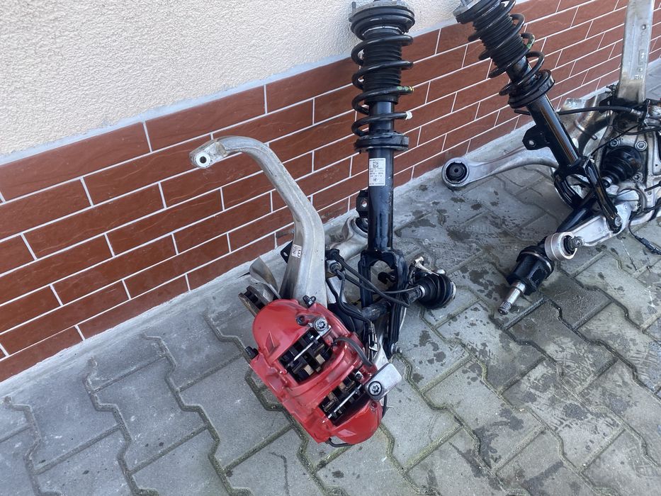 Zwrotnica Lewa Prawa Alfa Romeo Stelvio kompletna