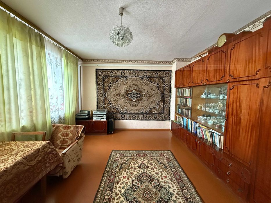 Продаж капітального 5 кім будинку в селищі Баришівка Є відеоогляд