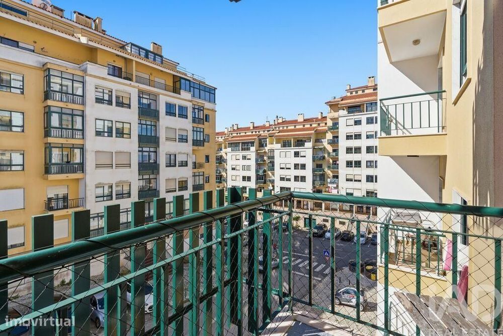 Apartamento T2 em Queluz e Belas de 107 m2