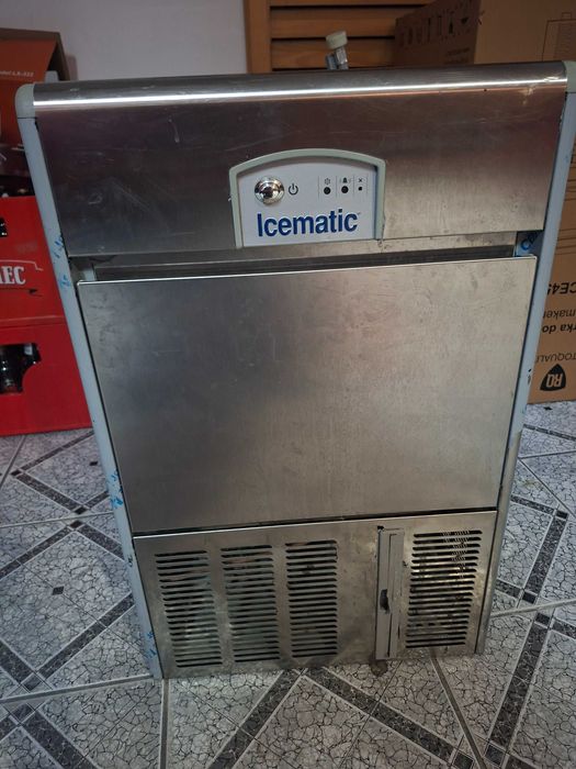 Kostkarka gastronomiczna ICE MATIC E35