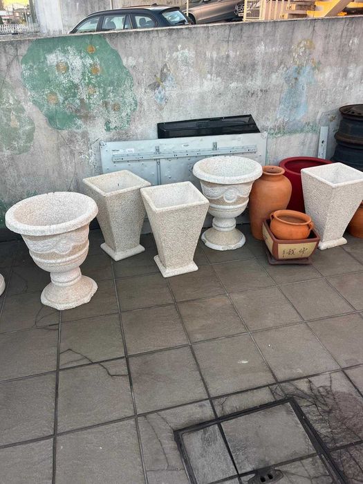 Vendo lote de vasos para decoração de jardim