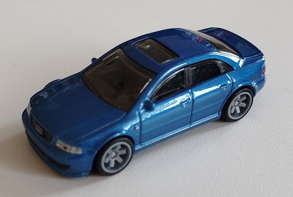 Hot Wheels Audi S4 Quattro Premium