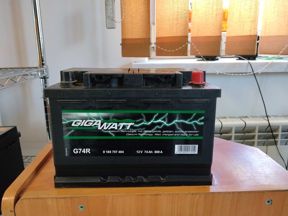 Akumulator GIGAWATT 74Ah 680A (EN) - 12V