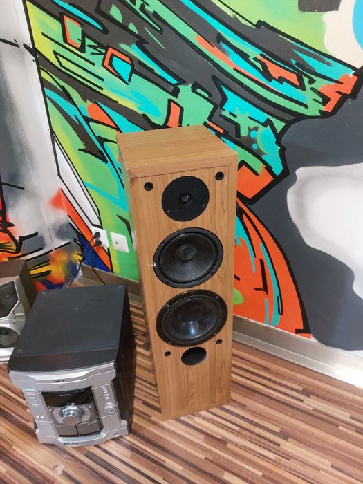 Kolumny Davis acoustics orsay