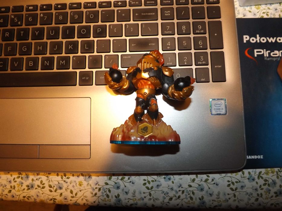skylanders figurka magnetyczna