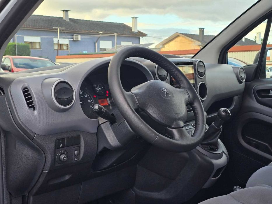 PEUGEOT PARTNER L1 1.6HDI 90CV "3 LUGARES"