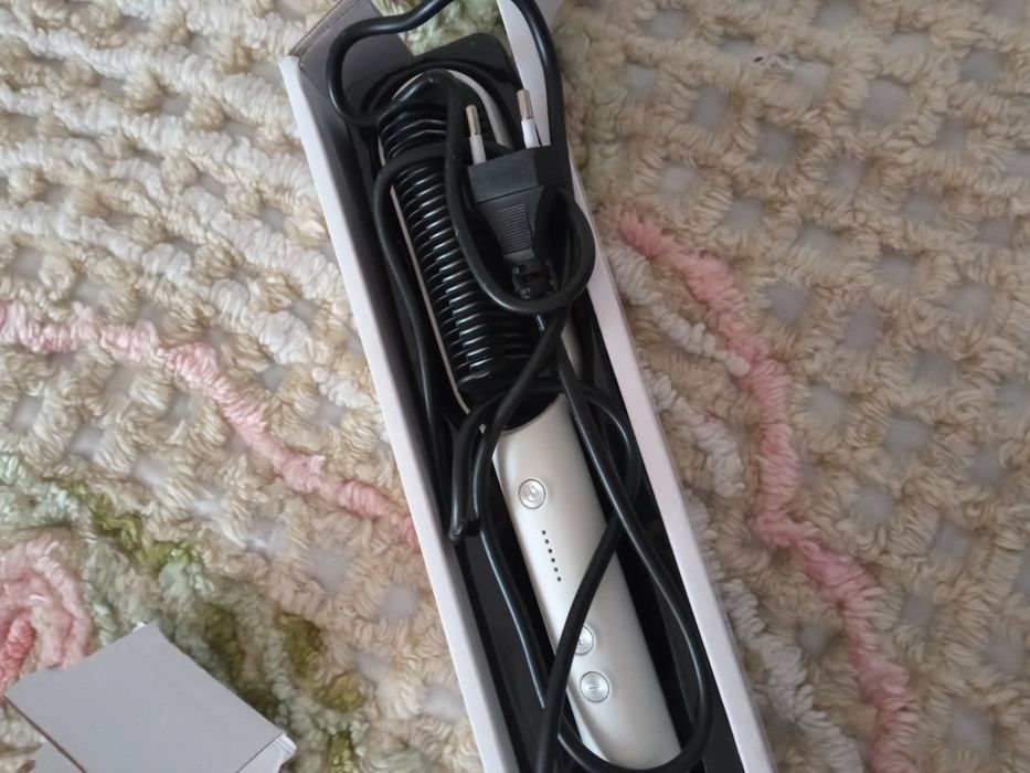 Escova de alisamento nova