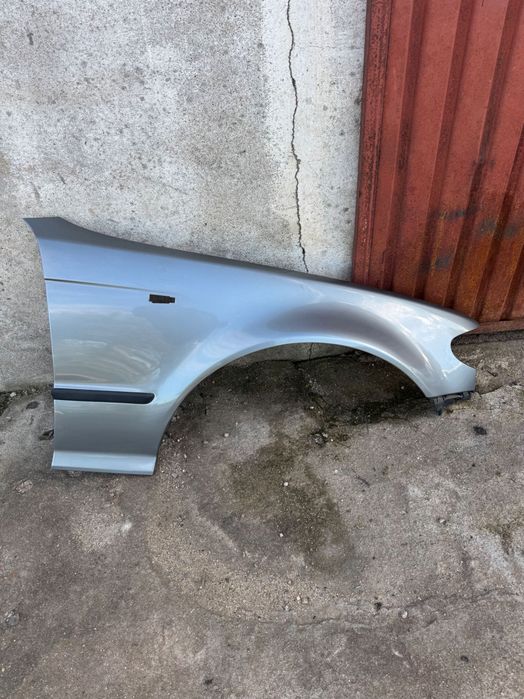 Vendo guarda lamas  BMW e46 fase 2 originais + frente interno Fase 2