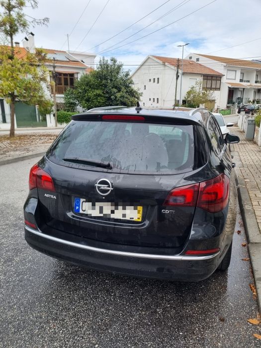 Opel Astra Sports Tourer Cosmo 1.6 CDTI de 136 cv, — photo 2