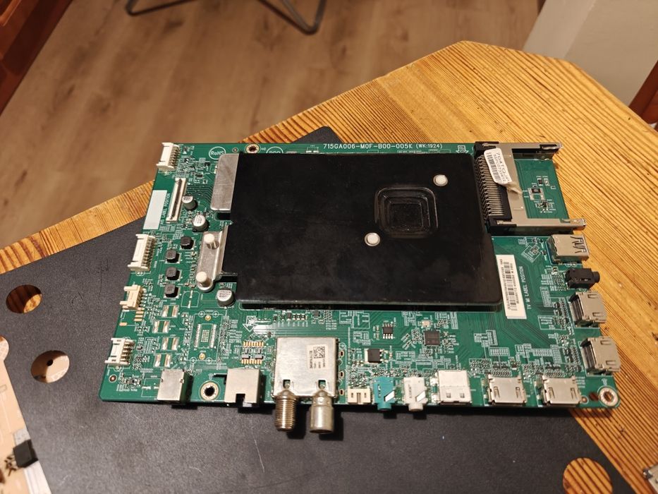 Płyta główna Philips 55PUS7334 715GA006-M0F-B00-005K