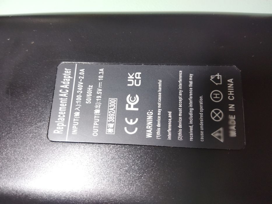 Ładowarka zasilacz laptop 19,5 V 10,5 a