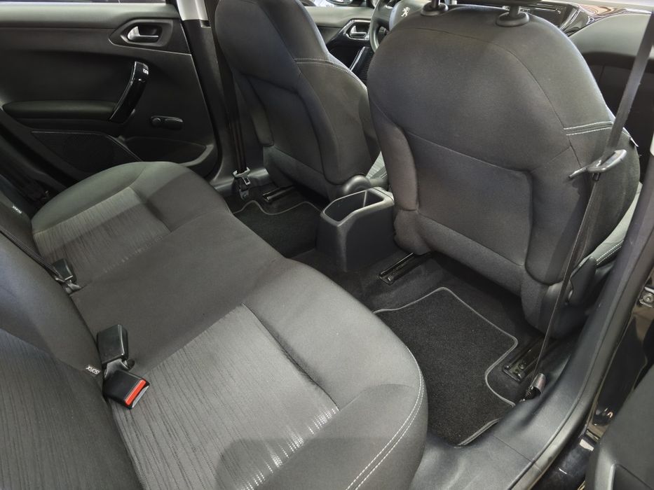 Peugeot 208 1.4 HDi Access – 162.000 km | 18 Meses de Garantia