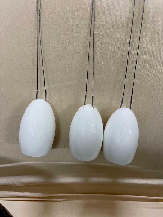 PRECO REDUZIDO - 3 Luminárias de Vidro Branco Italianas