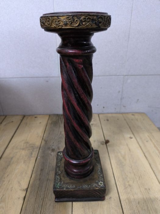 Coluna madeira / Suporte