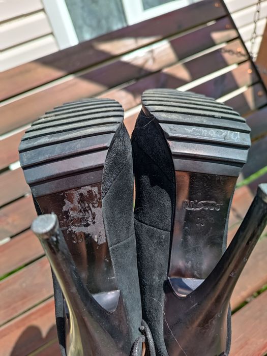 Туфлі на шпильці, 33розмір