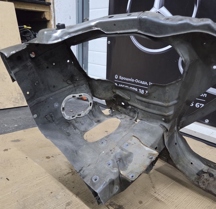 Телевізор екран лонжерон Nissan X Trail T30 Нісан Х Трейл розборка