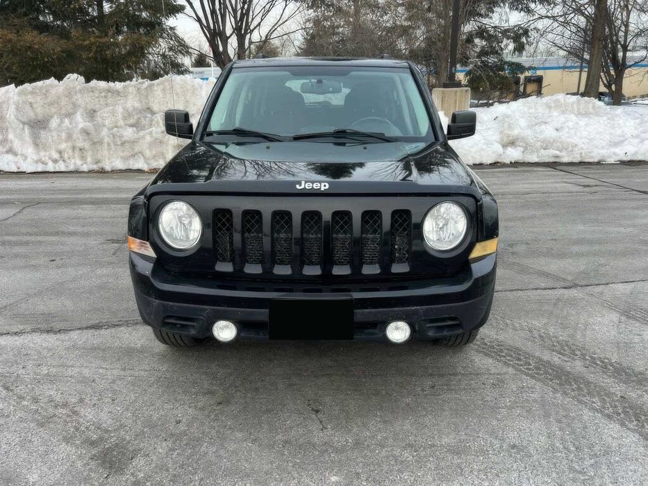 Jeep Patriot Latitude      2014