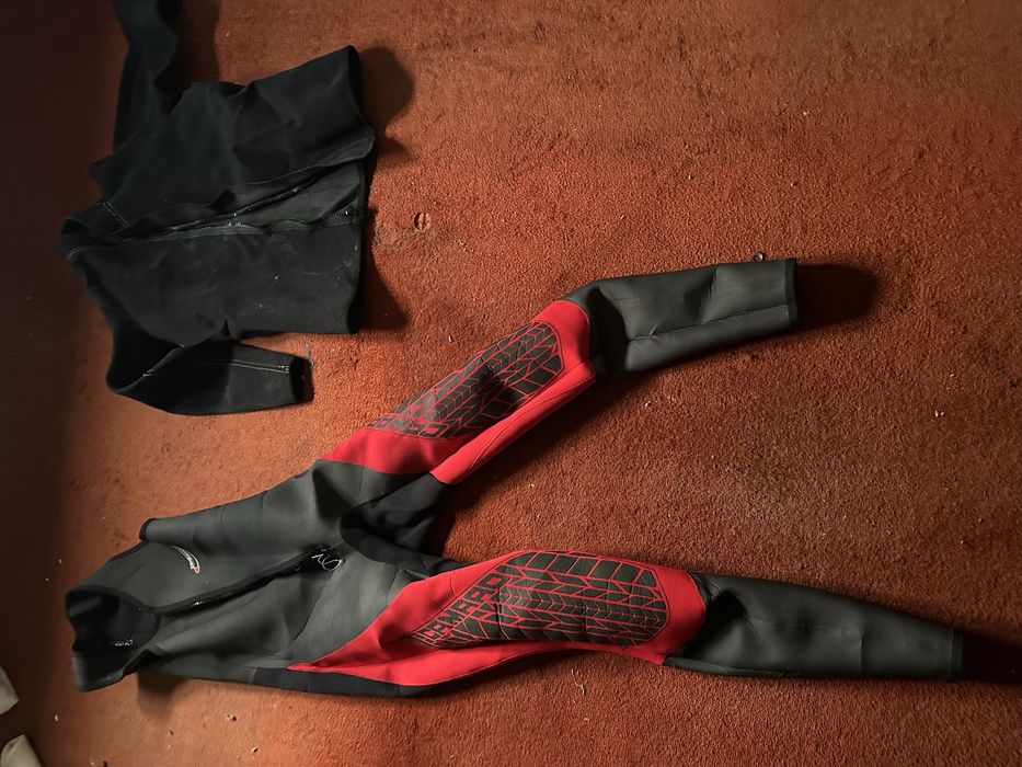 Fato de mergulho conjunto de dois