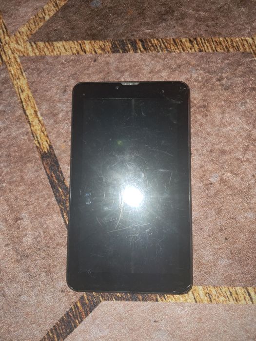 4 планшети на запчастини (Lenovo / ASUS / Prestigio / iRulu)