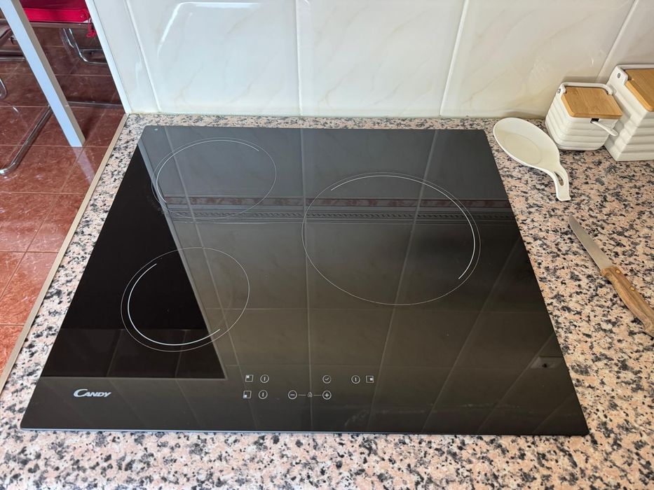 Placa vitroceramica pouco uso