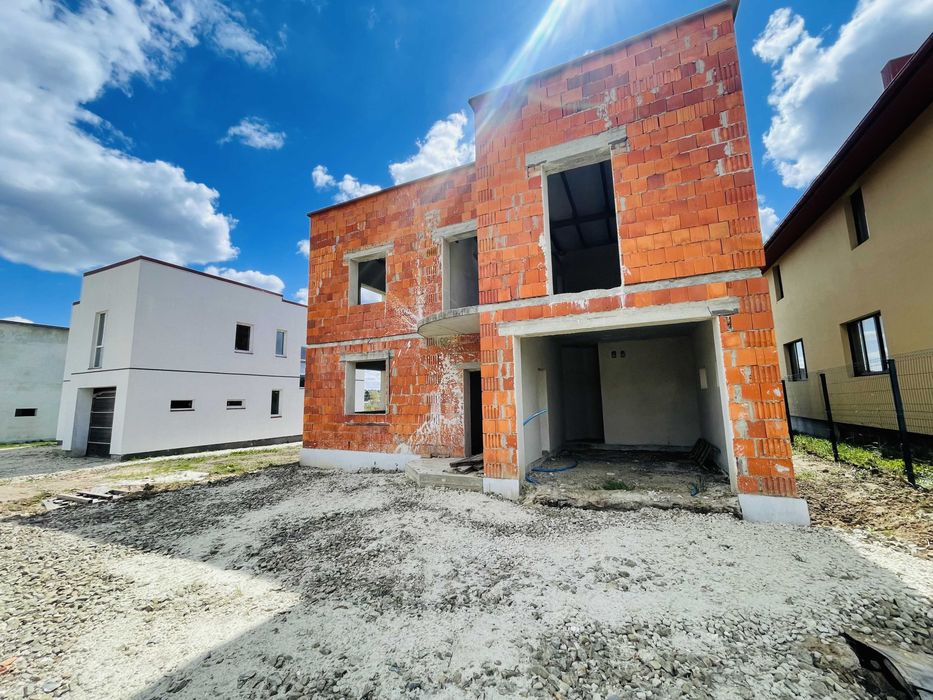 Продаж  окремого будинку ділянка 6 соток Малечковичі поруч Львів!