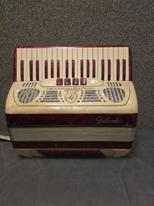 Akordeon włoski Galanti 80 basów super stan (jak hohner Weltmeister)