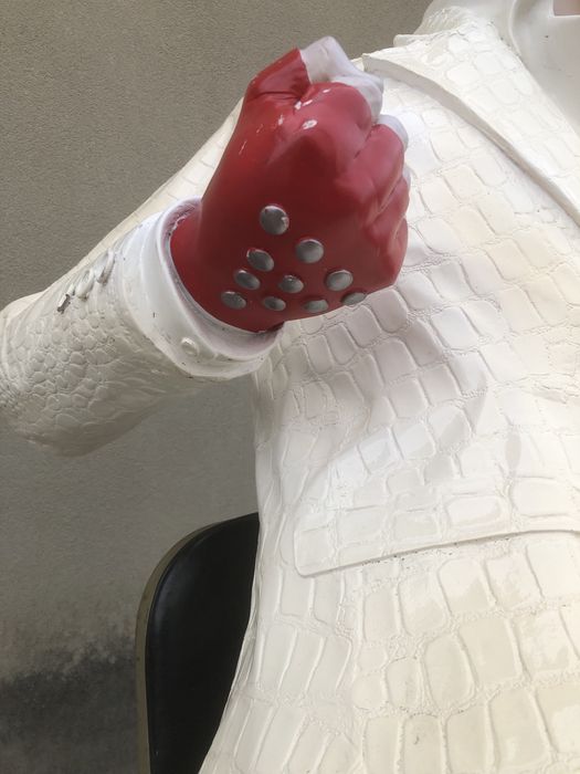 Manequim incompleto de tamanho real personagem Kazuya do jogo Tekken