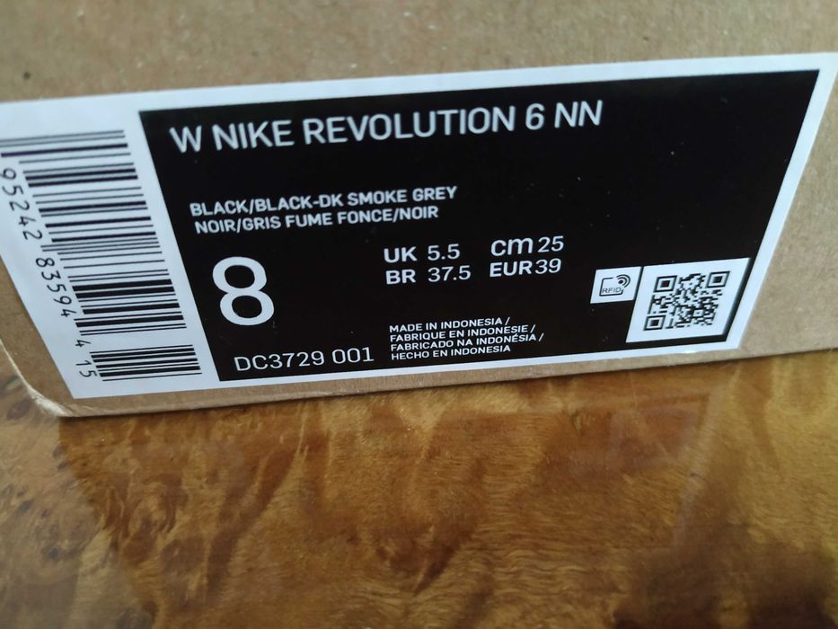 Buty Nr39 Nike Revolution 6 NN
