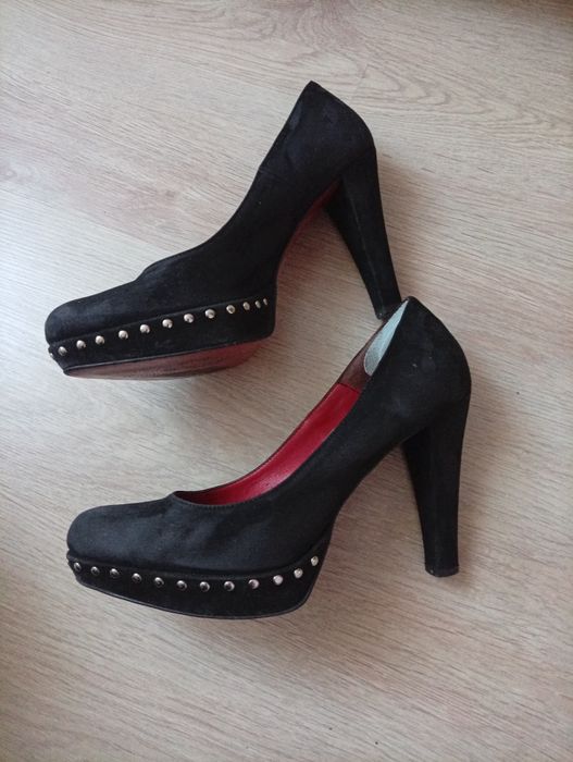 Buty damskie na obcasie