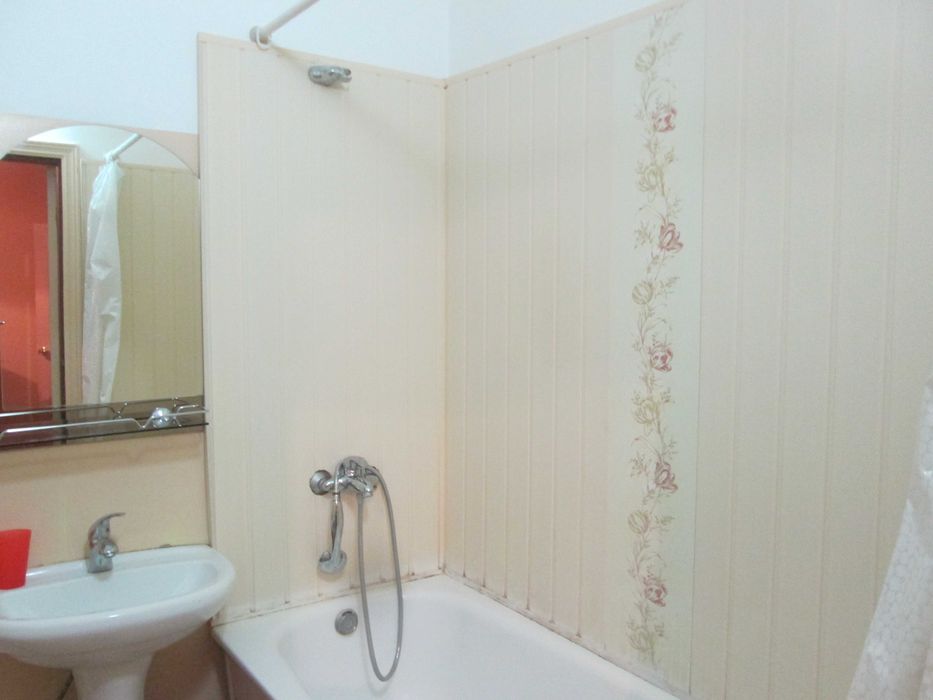 Apartment in Kyiv, Pyrohiv - More