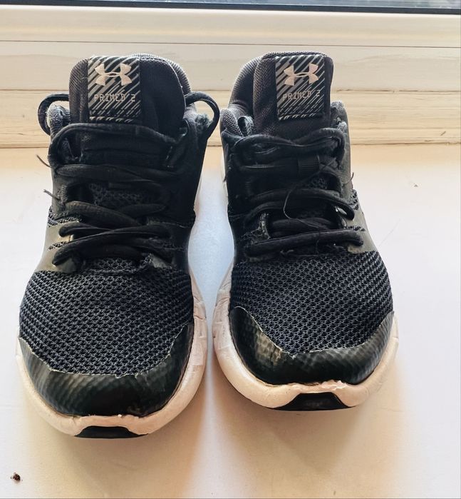 Кеды, кроссовки, кросы ,в идеале фирменные 35, 34 размер