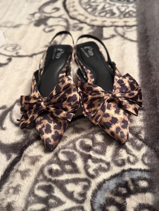 Sandalias tigresas Novas