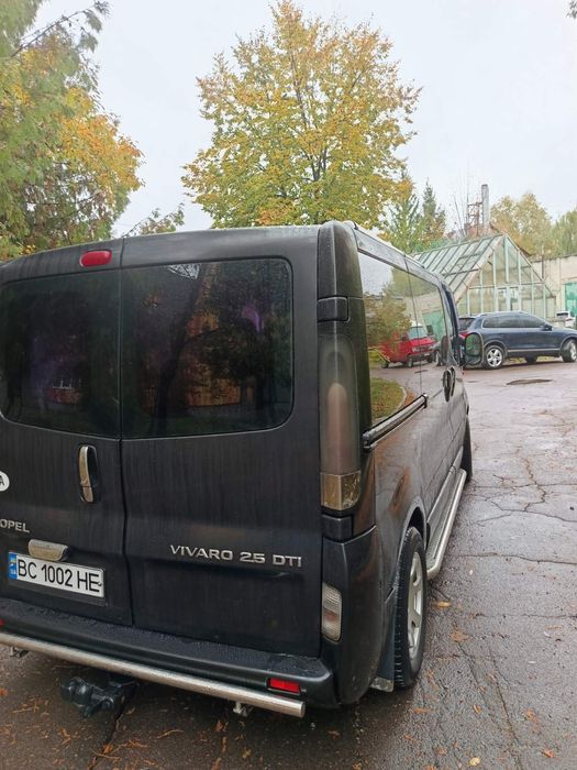 Продам Опель Віваро в хорошому стані.