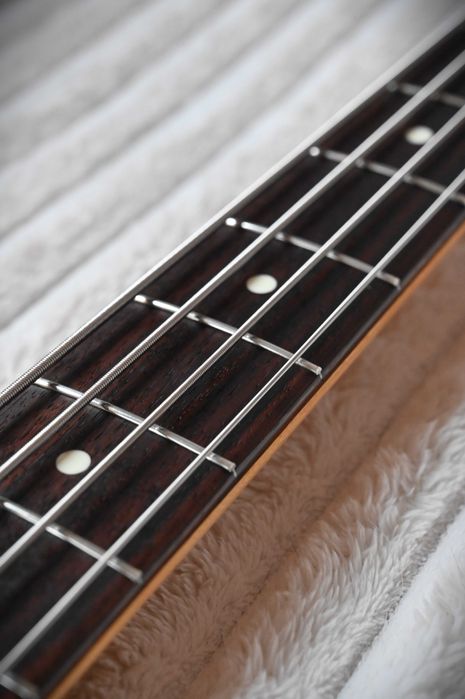 Fender Japan Jazz Bass JB-40, BLK, FujiGen (1994–1995)