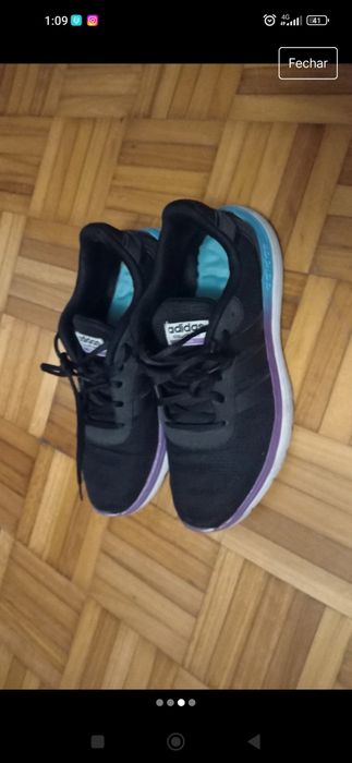 Sapatilhas/ tênis adidas pretas de desporto