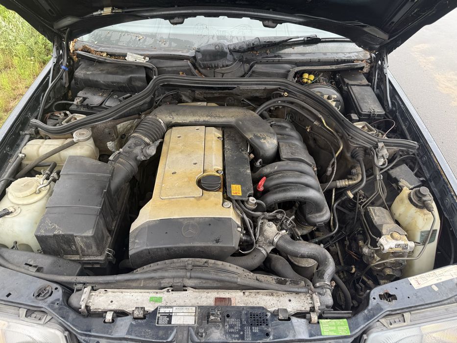 Mercedes E280 W124 kombi automat 1995