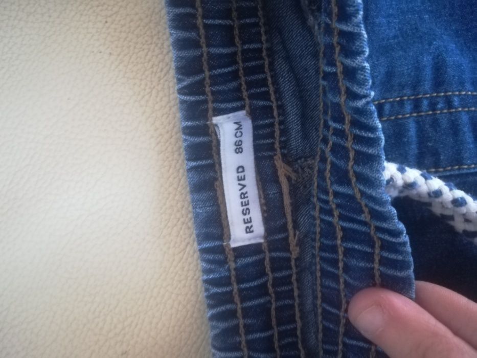 Spodnie jeansy Reserved 86