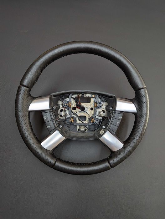 Kierownica Ford Focus 2  świeżo obszyta