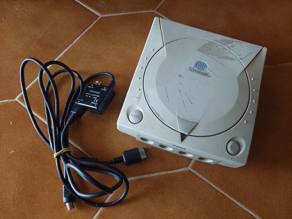 Sega Dreamcast (nao da imagem)