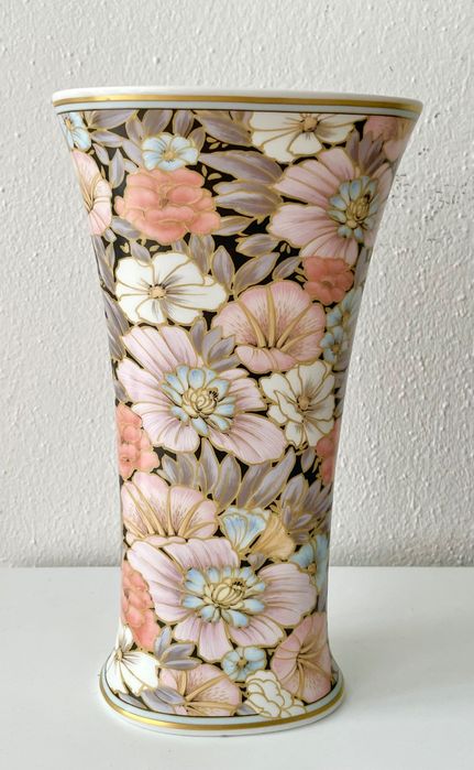 Ваза для квітів Kaiser.