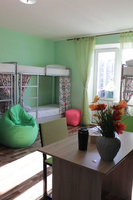 Хостел! Место в комнате на 4 человека! ТЦ Global UA/Троещина!